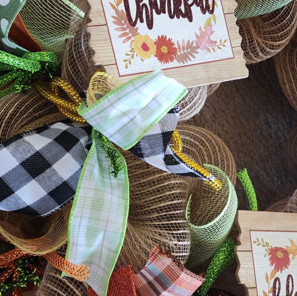 Fall / Thanksgiving Wreath - Picture 2 of 5